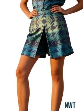 NWT Designer Risto Green/Teal Jacquard Skort Shorts w/ Pockets